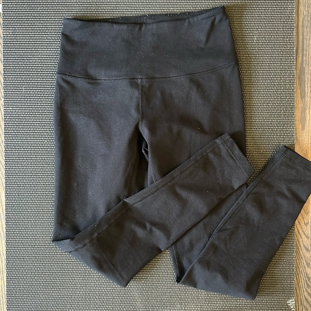 Excellent condition Zella size M women’s black leggings